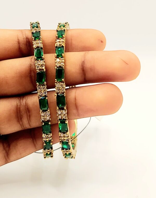 330db1cf 0c15 4704 9cb6 c657bc434015