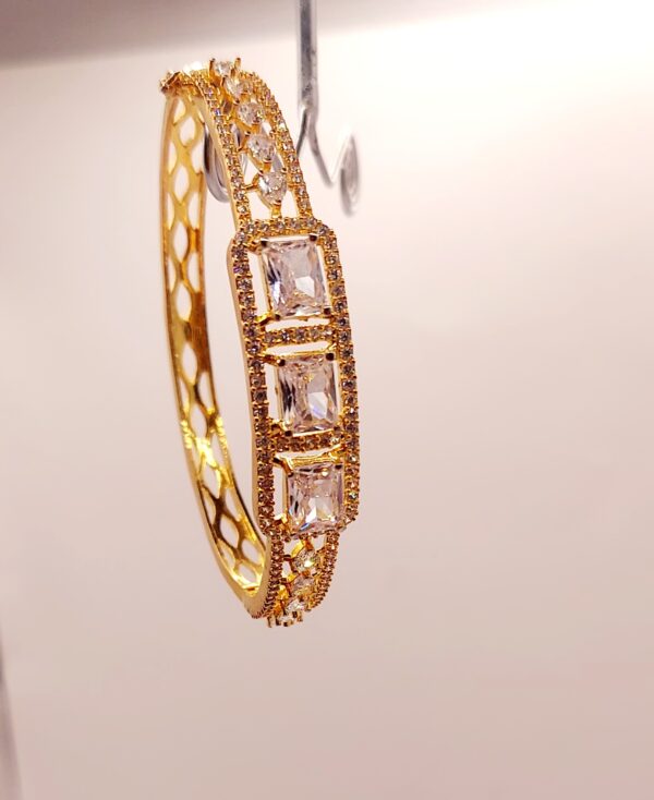 3857f18e 89c7 4ad5 92bf 62f66c65cf78