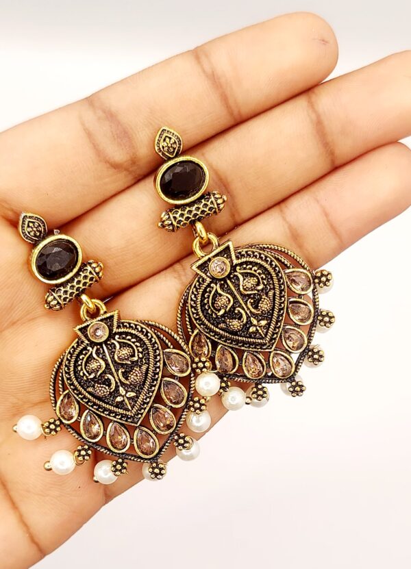 6d2fc6d5 83a4 414b 9b4b 2e3e734acffe