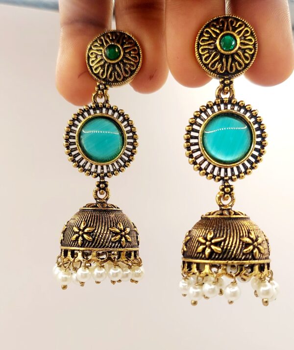 d9b4e76d 2e8c 4768 853c 8ab3f87208c5